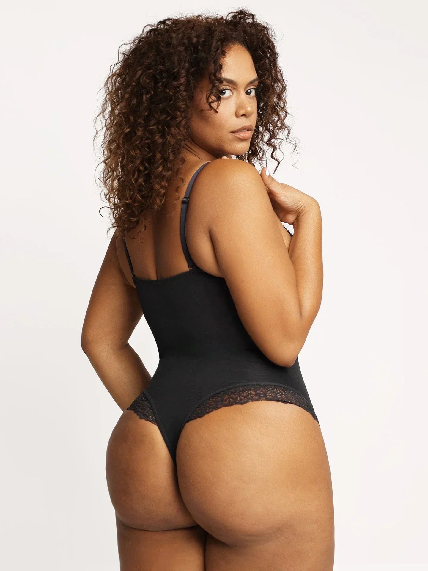 Sarah | SHAPEWEAR BODYSUIT MED DYB V-HALS